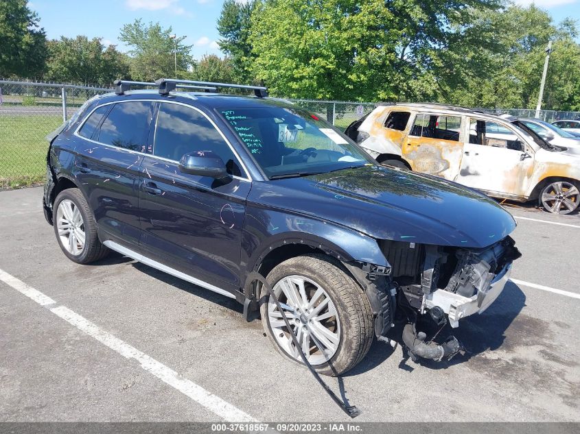 VIN WA1BNAFY6K2017769 2019 AUDI Q5 45 PREMIUM