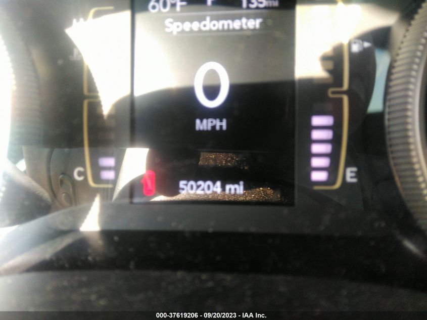 VIN 1C4PJMCB4KD256931 2019 JEEP CHEROKEE LATITUDE