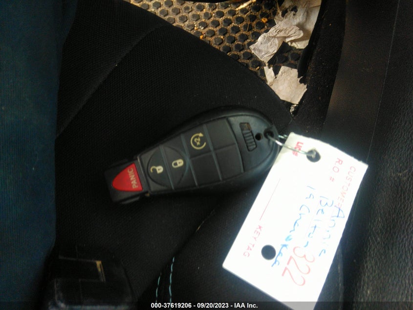 VIN 1C4PJMCB4KD256931 2019 JEEP CHEROKEE LATITUDE