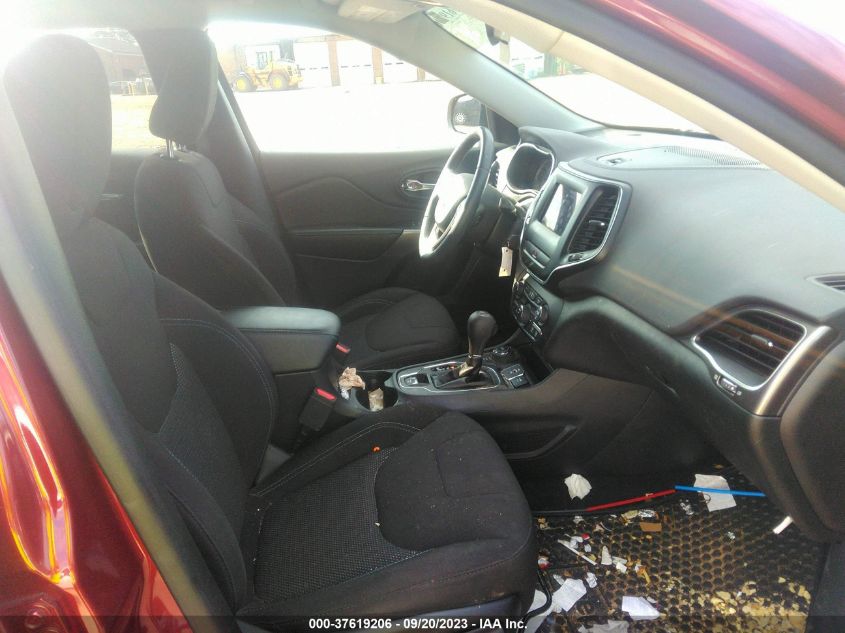VIN 1C4PJMCB4KD256931 2019 JEEP CHEROKEE LATITUDE