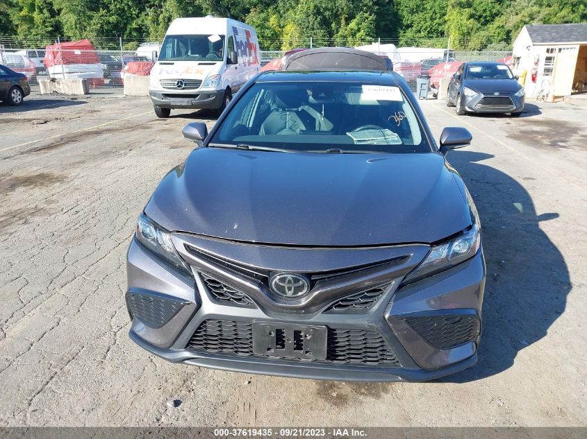 2022 TOYOTA CAMRY SE - 4T1T11AK3NU673604