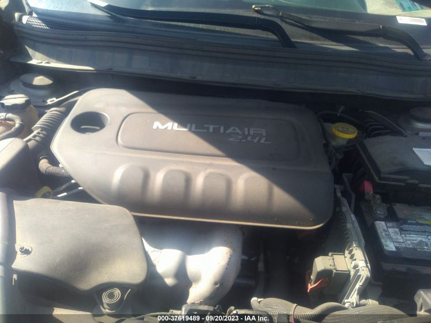 2015 JEEP CHEROKEE LATITUDE - 1C4PJMCB5FW745977