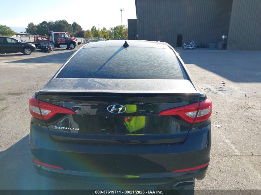 2015 HYUNDAI SONATA 2.4L SE - 5NPE24AFXFH257088