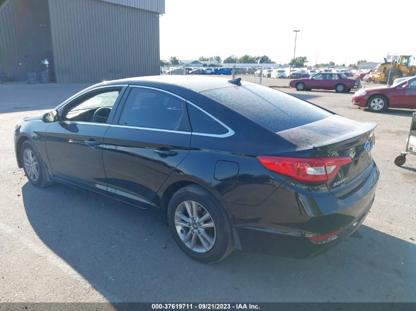 2015 HYUNDAI SONATA 2.4L SE - 5NPE24AFXFH257088