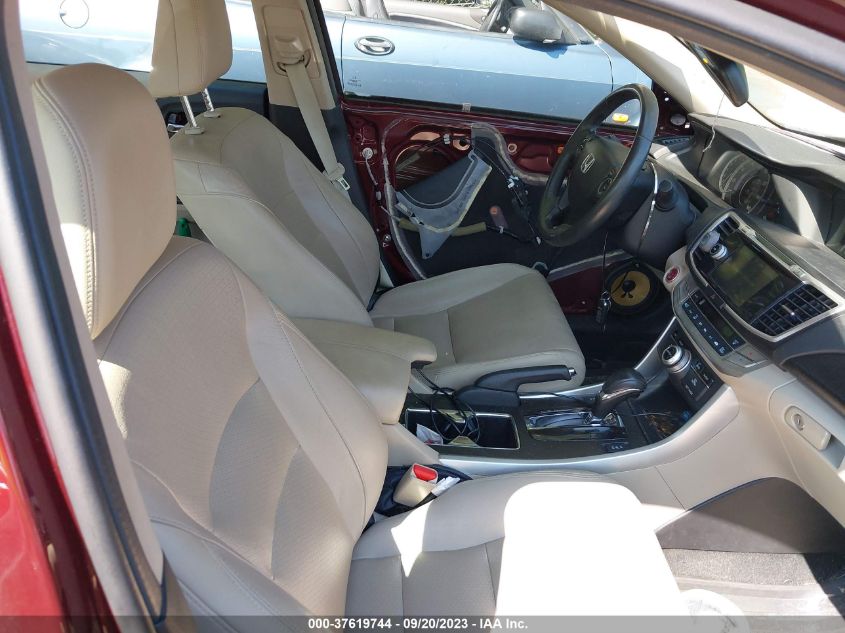 2015 HONDA ACCORD SEDAN LX - 1HGCR2F3XFA034743
