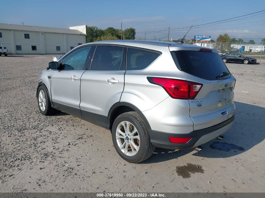 2019 FORD ESCAPE SE - 1FMCU0GD7KUA29674