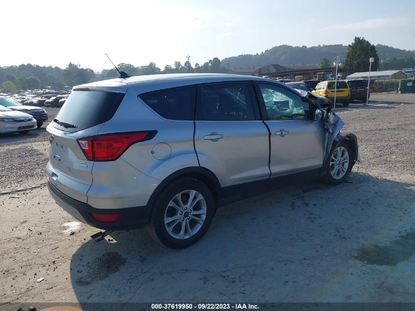 2019 FORD ESCAPE SE - 1FMCU0GD7KUA29674