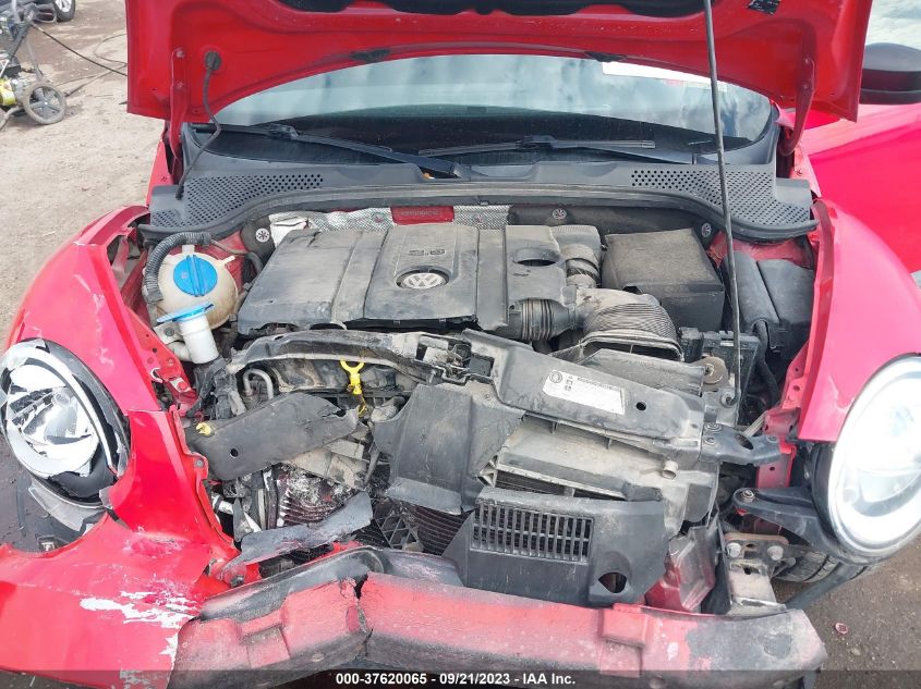 2014 VOLKSWAGEN BEETLE - 3VWFT7AT2EM627307