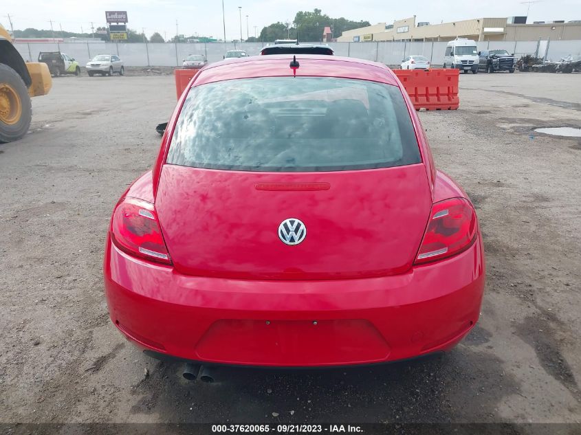 2014 VOLKSWAGEN BEETLE - 3VWFT7AT2EM627307