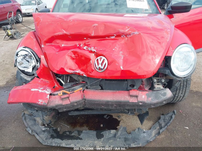 2014 VOLKSWAGEN BEETLE - 3VWFT7AT2EM627307