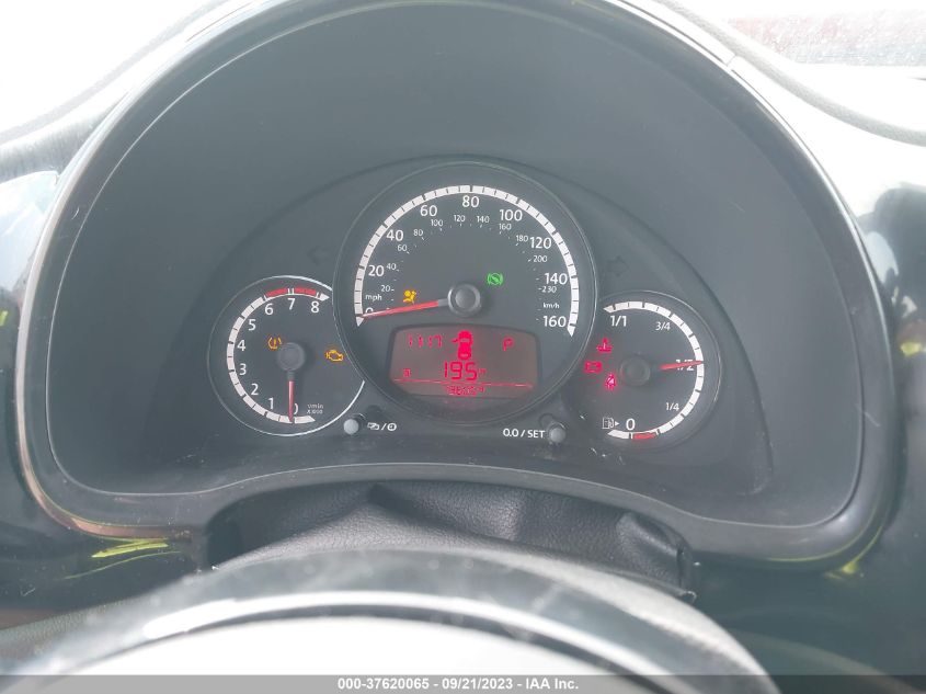 2014 VOLKSWAGEN BEETLE - 3VWFT7AT2EM627307