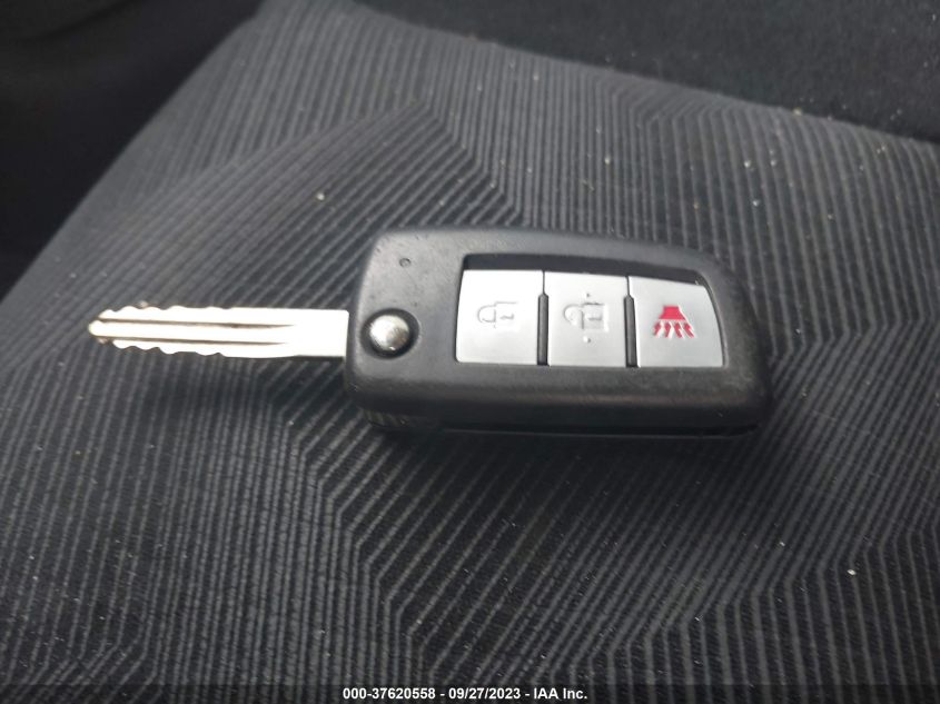 2014 NISSAN ROGUE S - 5N1AT2MLXEC804514