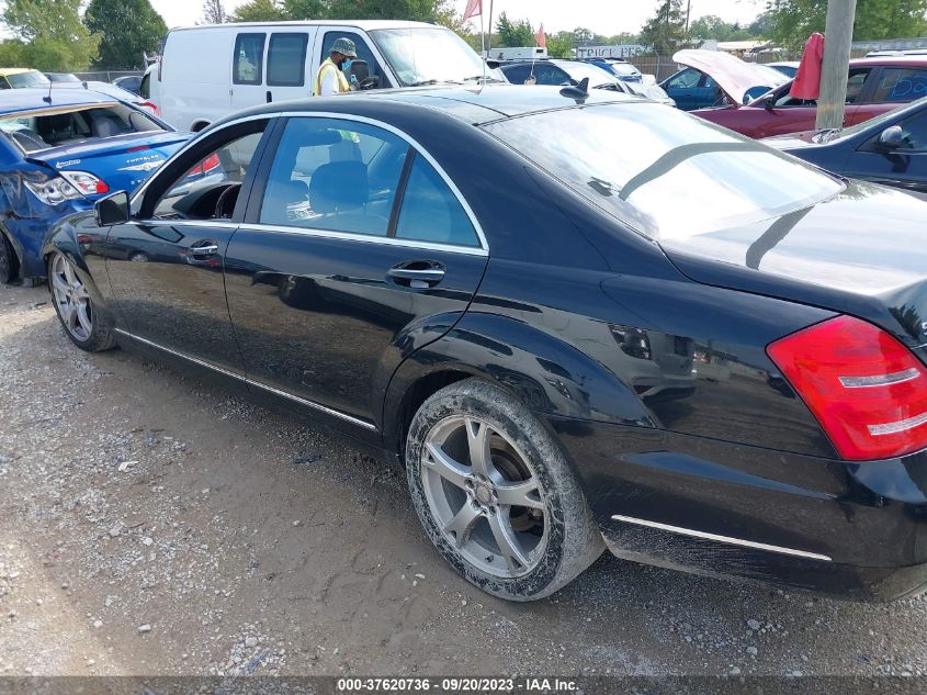2013 MERCEDES-BENZ S-CLASS S 550 WDDNG9EB6DA516224