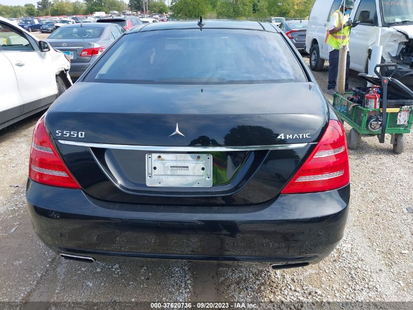 2013 MERCEDES-BENZ S-CLASS S 550 WDDNG9EB6DA516224