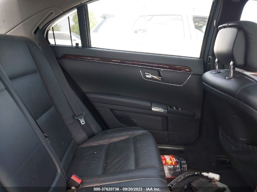 2013 MERCEDES-BENZ S-CLASS S 550 WDDNG9EB6DA516224