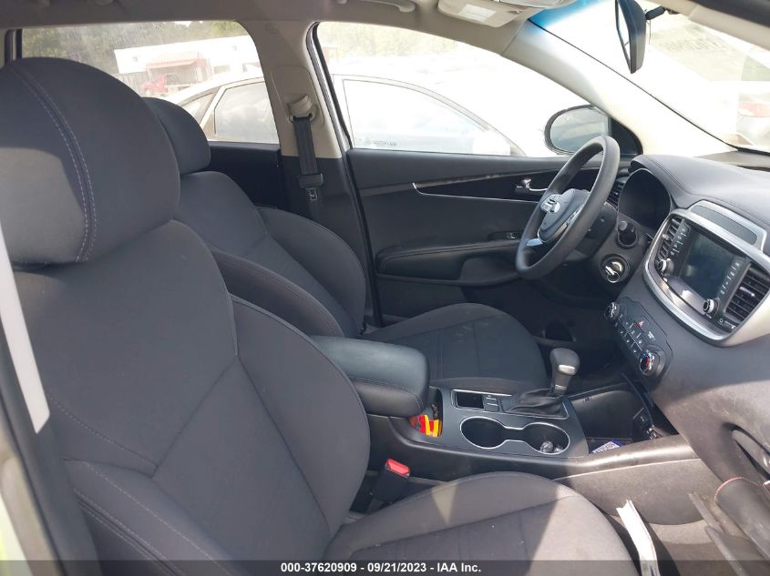 2019 KIA SORENTO LX - 5XYPG4A38KG569024