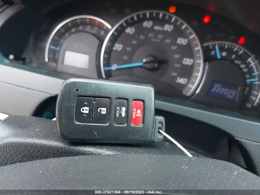 2013 TOYOTA CAMRY XLE - 4T1BF1FK4DU649820