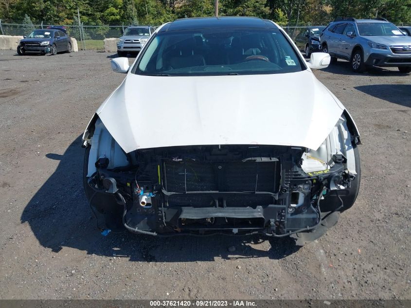 2015 KIA K900 PREMIUM KNALU4D4XF6026274