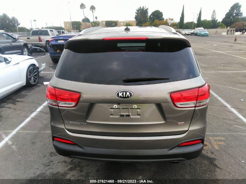 2017 KIA SORENTO LX - 5XYPG4A33HG284773