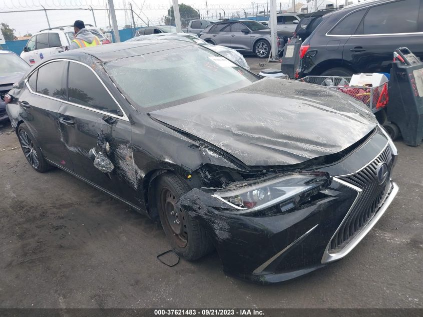 VIN 58AD21B10LU010519 Lexus ES ES 300H 2020