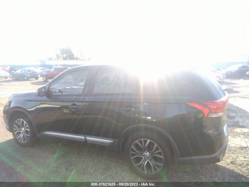 2018 MITSUBISHI OUTLANDER SE/SEL - JA4AZ3A31JZ039031