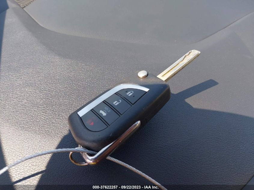 VIN 5YFEPRAE5LP072225 2020 TOYOTA COROLLA LE