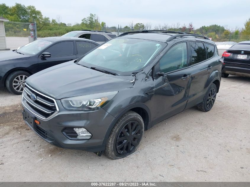 2017 FORD ESCAPE SE - 1FMCU9G90HUC05117