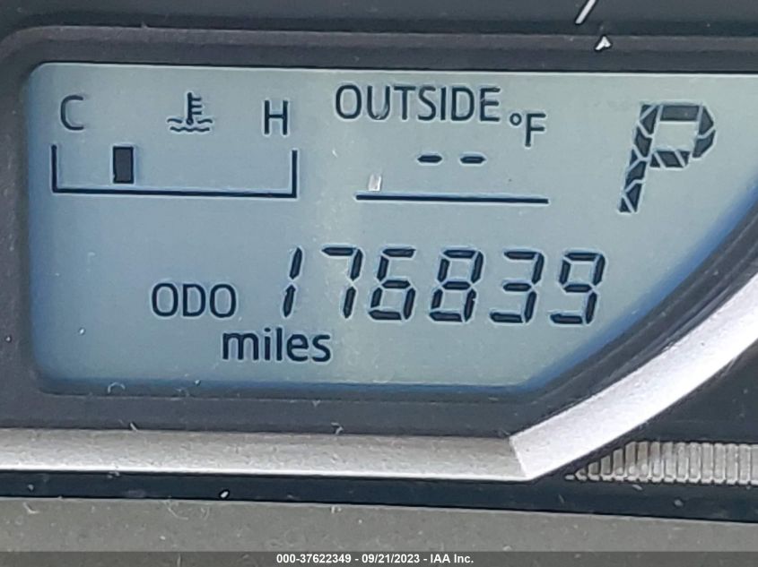 2013 TOYOTA RAV4 XLE - 2T3RFREV8DW015880