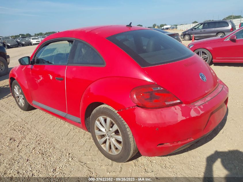 2015 VOLKSWAGEN BEETLE COUPE 1.8T FLEET EDITION - 3VWF17AT8FM638055