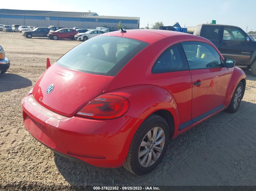 2015 VOLKSWAGEN BEETLE COUPE 1.8T FLEET EDITION - 3VWF17AT8FM638055