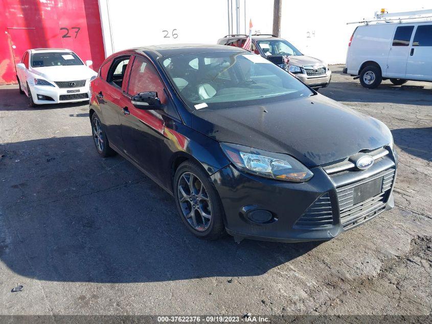 2014 FORD FOCUS SE - 1FADP3K21EL213628