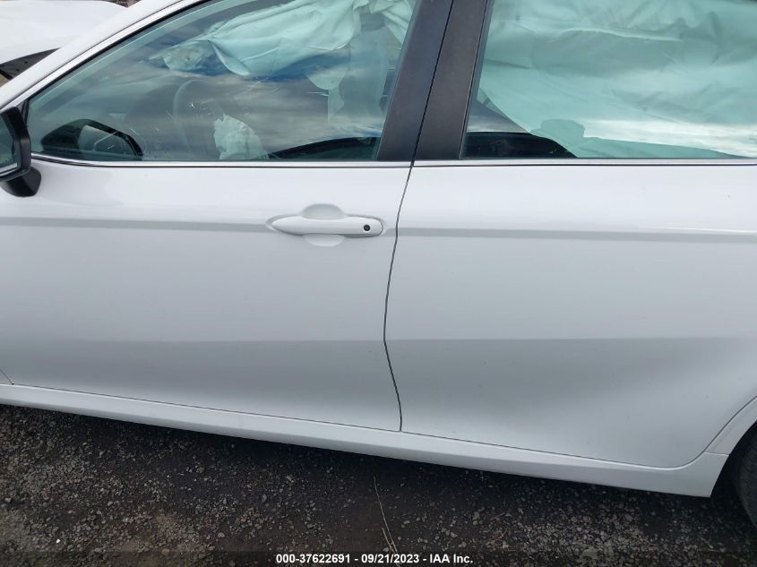 2019 TOYOTA CAMRY LE/SE/XLE/L - 4T1B11HK5KU270401
