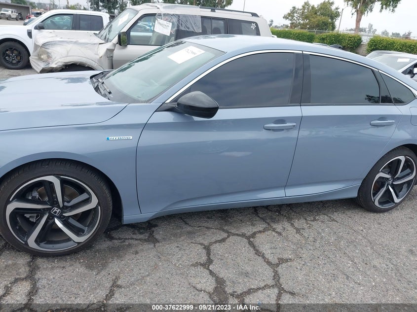 VIN 1HGCV3F2XNA037505 2022 HONDA ACCORD HYBRID SPORT