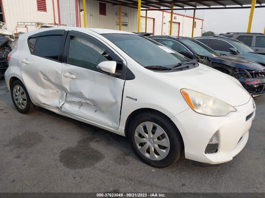 2013 TOYOTA PRIUS C - JTDKDTB35D1538571