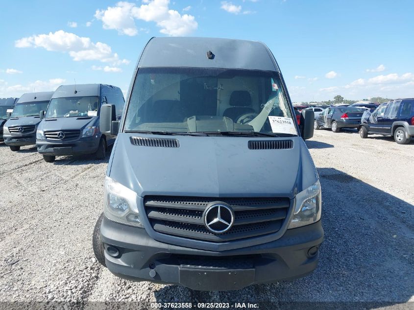 2018 MERCEDES-BENZ SPRINTER 2500 STANDARD ROOF V6 WD3PE7CDXJP623653