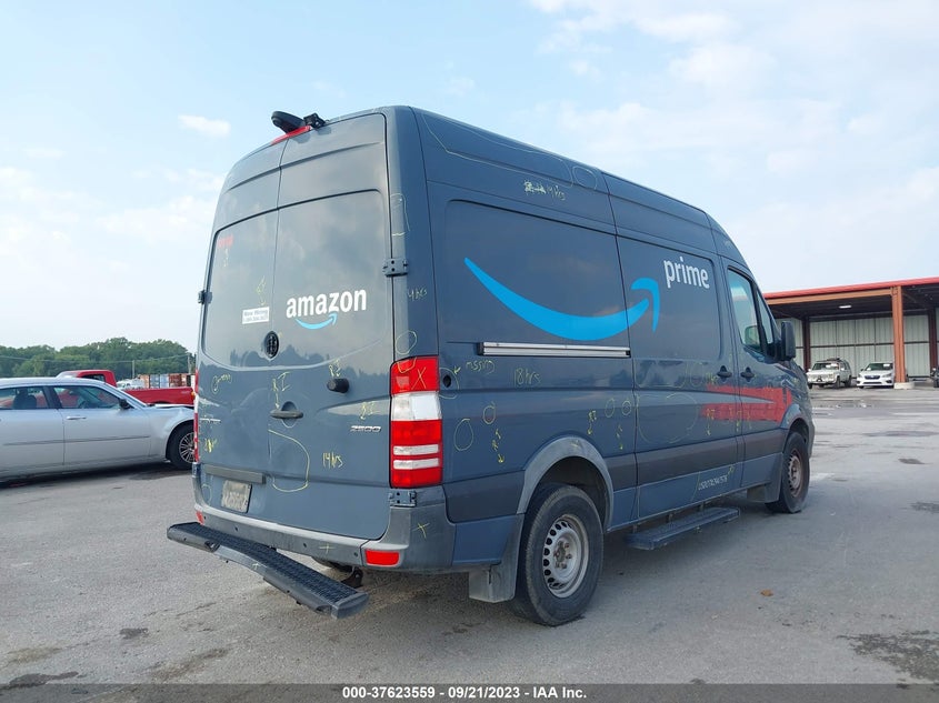 VIN WD3PE7CD7JP626543 2018 MERCEDES-BENZ SPRINTER CARGO VAN
