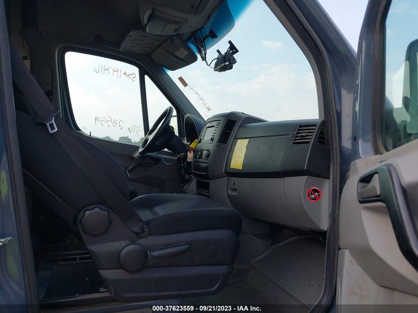 VIN WD3PE7CD7JP626543 2018 MERCEDES-BENZ SPRINTER CARGO VAN