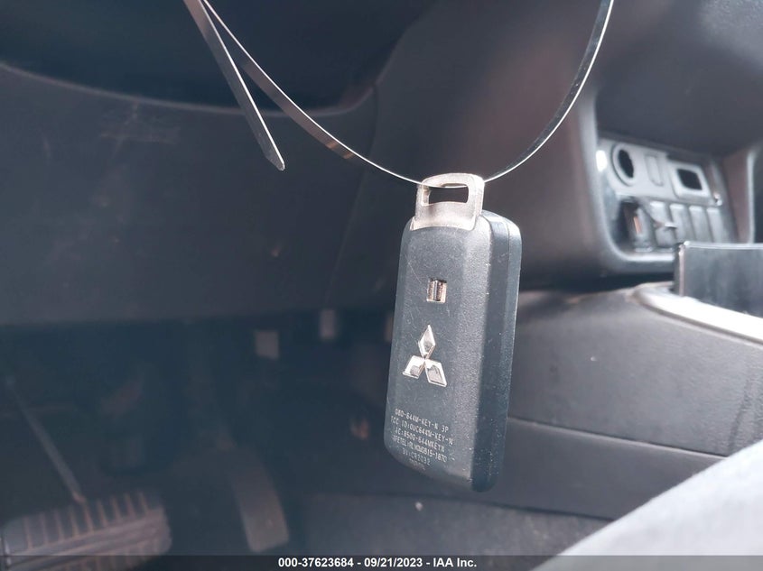 VIN JA4AD3A33KZ047177 2019 MITSUBISHI OUTLANDER SE/SEL/LE