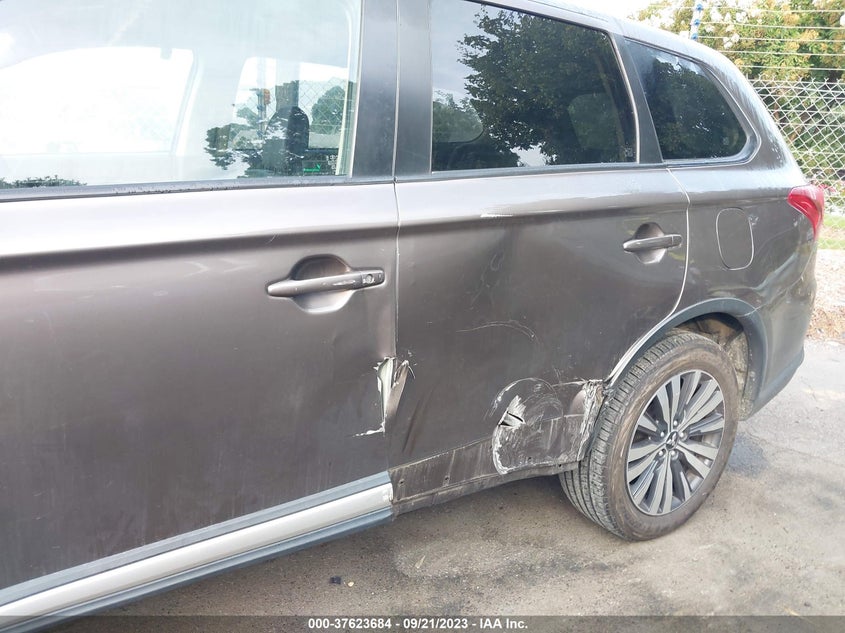 VIN JA4AD3A33KZ047177 2019 MITSUBISHI OUTLANDER SE/SEL/LE