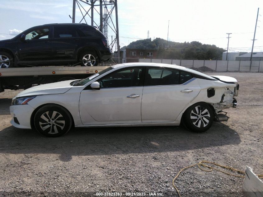 1N4BL4BV8LC206692 Nissan Altima 2.5 S 15