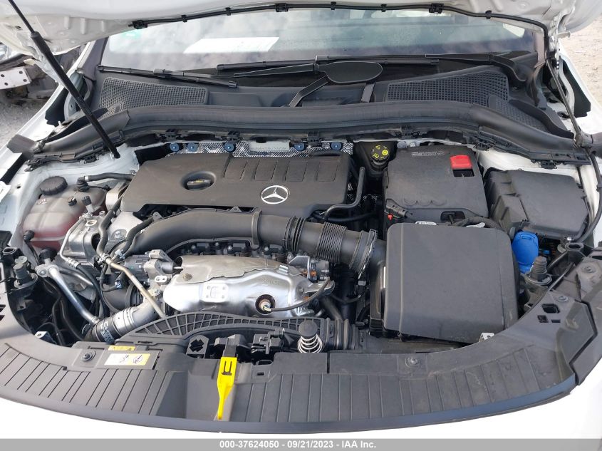 2022 MERCEDES-BENZ GLA 250 - W1N4N4GB8NJ349158