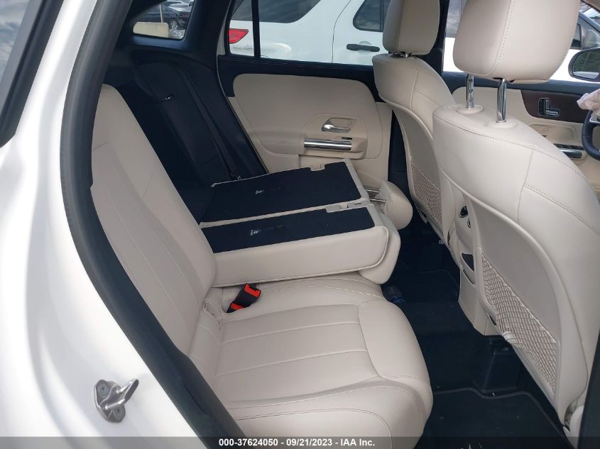 2022 MERCEDES-BENZ GLA 250 - W1N4N4GB8NJ349158