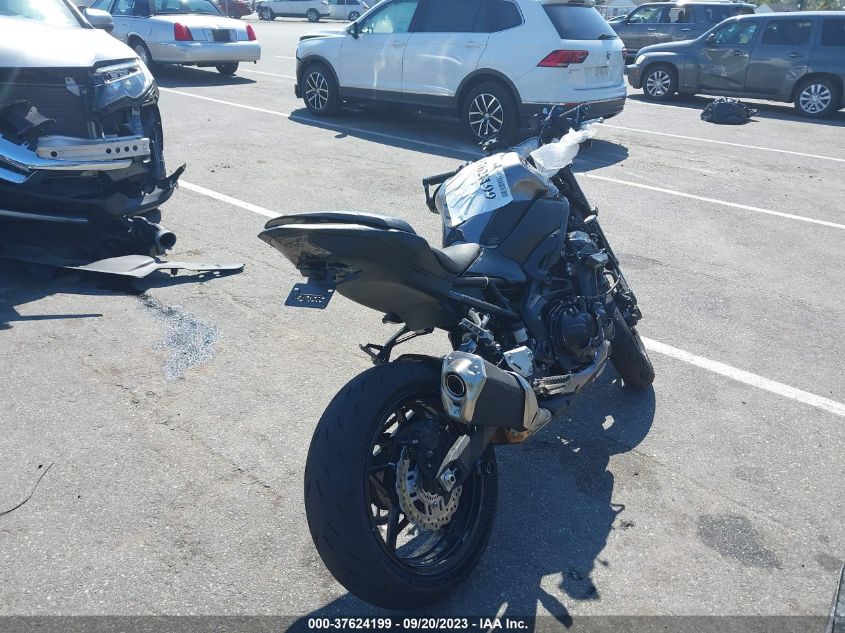 2023 KAWASAKI ZR900 F - ML5ZRDF1XPDA60436