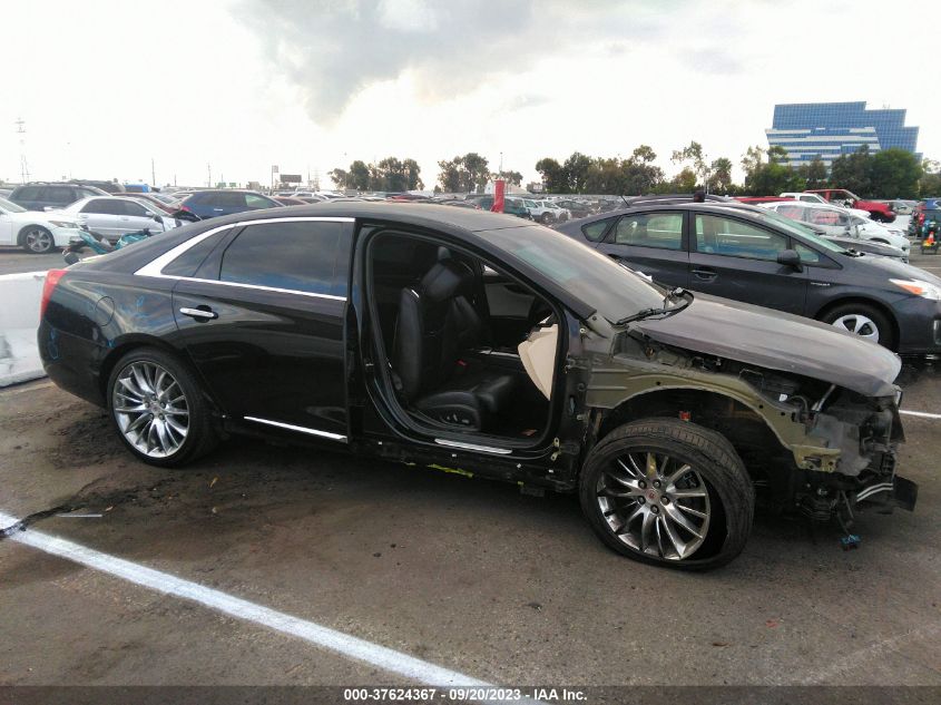 2014 CADILLAC XTS PLATINUM - 2G61W5S83E9135167