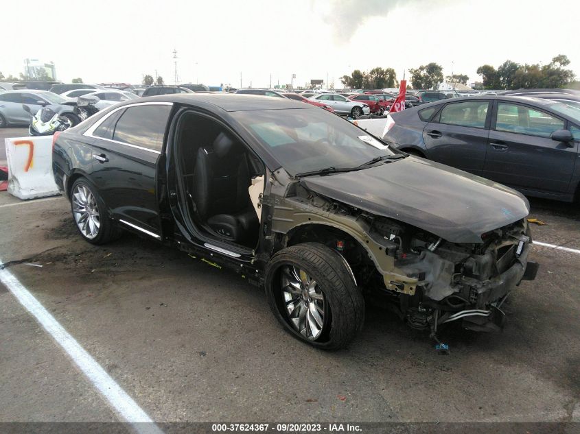 2014 CADILLAC XTS PLATINUM - 2G61W5S83E9135167