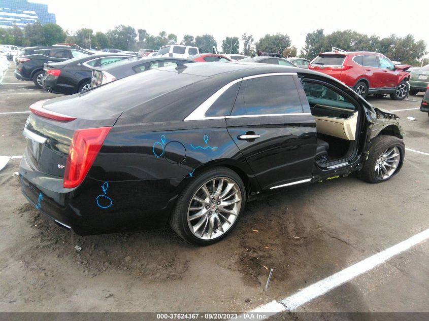 2014 CADILLAC XTS PLATINUM - 2G61W5S83E9135167
