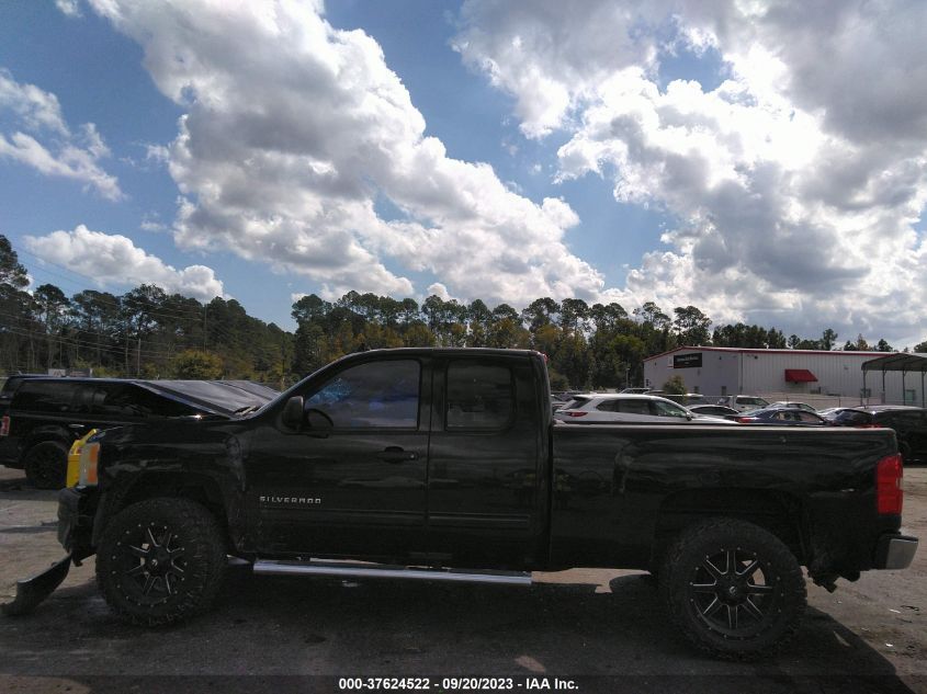 2013 CHEVROLET SILVERADO 1500 LS - 1GCRCREA4DZ134323