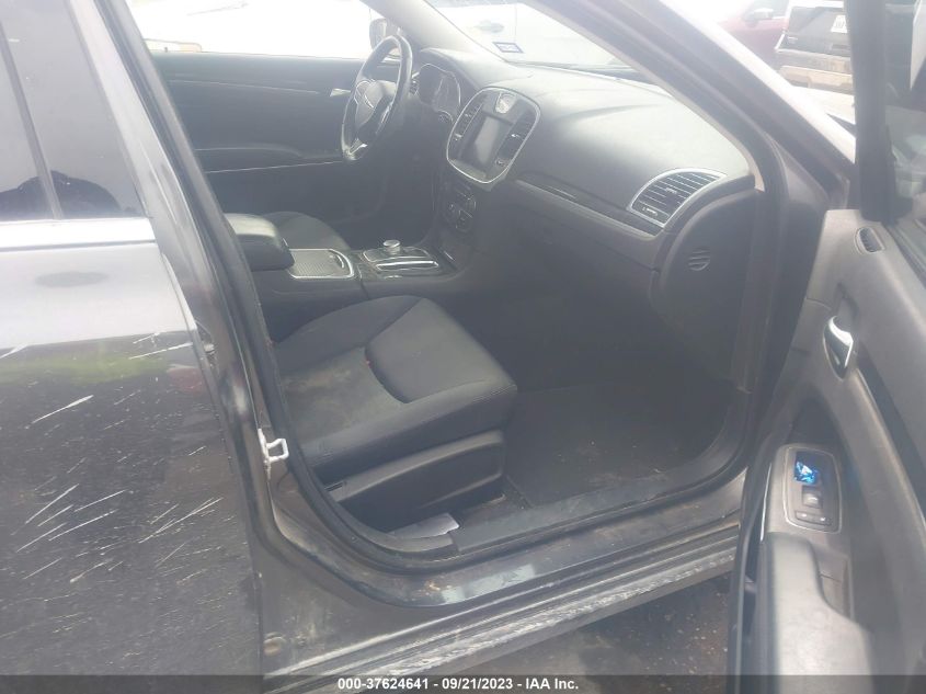 2019 CHRYSLER 300 TOURING - 2C3CCAAG1KH610143