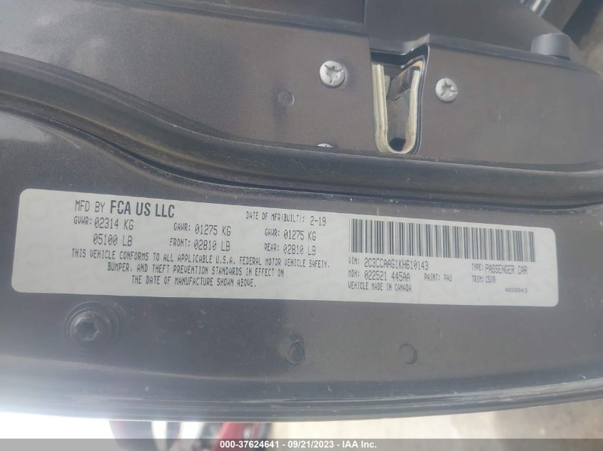 2019 CHRYSLER 300 TOURING - 2C3CCAAG1KH610143