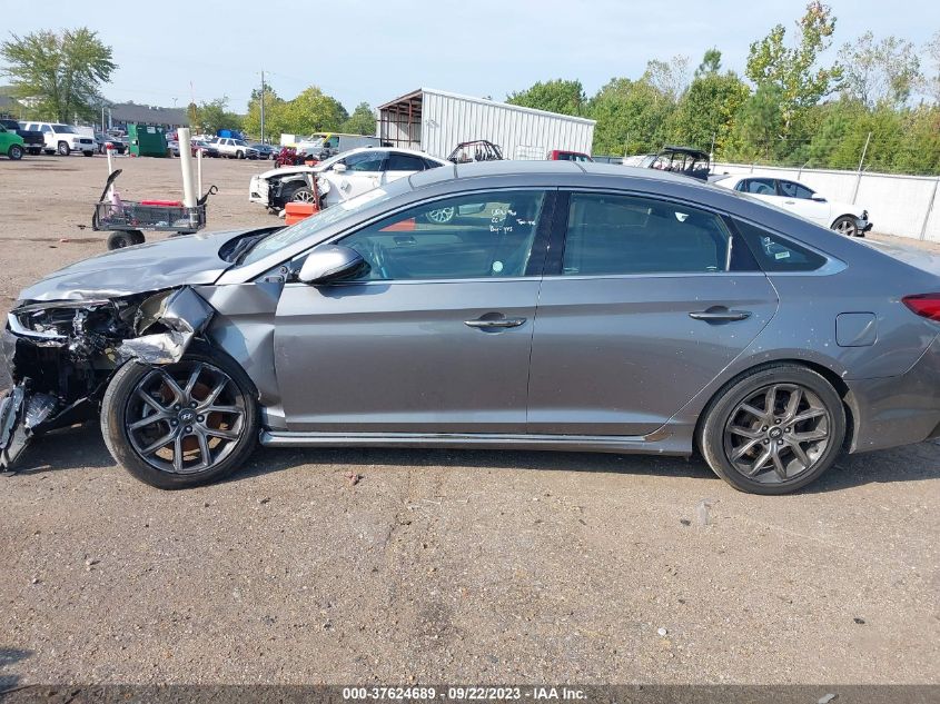 2019 HYUNDAI SONATA LIMITED - 5NPE34AB5KH751928